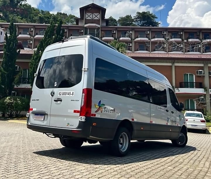 Van da Select Locadora no Rio de Janeiro